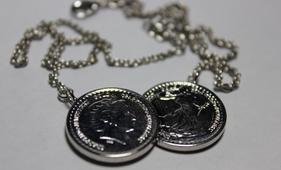 Icoinic Coin Necklace1