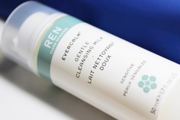 REN Revive And Revitalise Skincare Cleanser1