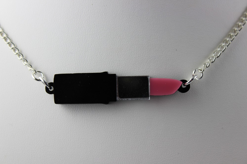 PinkLipstickNecklace1